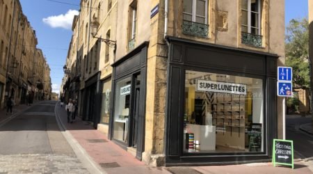 FIRM ESTATE implante SUPERLUNETTES (Optique Moïse) à Metz en Fournirue